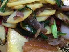 -将就吃农家特色土菜馆
