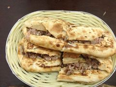 熏肉烧饼-宝光熏肉鞋底火烧(新街口店)