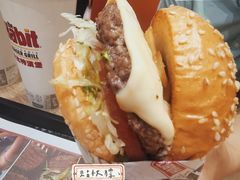 -The Habit Burger Grill 哈比特汉堡(爱琴海店)