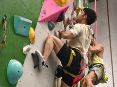 -绿壁虎攀岩基地(Tcar店)