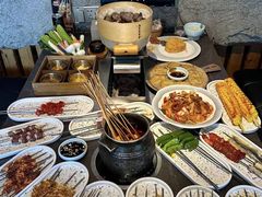 -河坝烧烤串城(金达莱店)