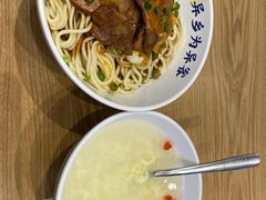 牛肉热干面-文叔·湖北名小吃·小龙虾(华强北店)