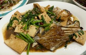 Bamboo Shoot and Tofu Stewed with Mackerel