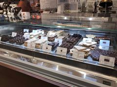 面包甜点陈列柜-VENCHI 闻绮(北京国贸商城店)