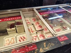 -佰烧海鲜烤肉火锅自助(世茂国际广场店)