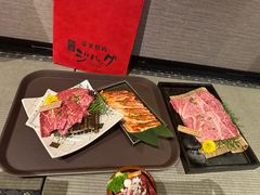 -山川小町·极番烧肉(新地假日广场店)