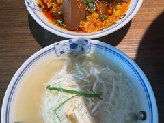 -肖四女乐山跷脚牛肉(南汇大学城生活广场店)