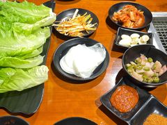 -肉甲韩国木炭烤肉(新壹街1店)