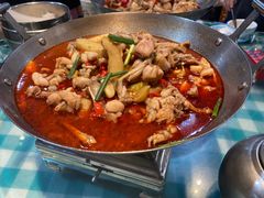 -昱龙大盆牛蛙馆(三兴街总店)