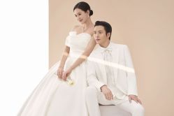 -雨墨婚纱摄影工作室