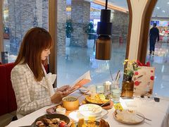 -阿妮叶李(光谷世界城店)