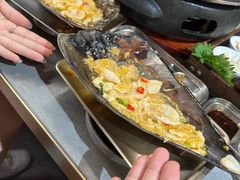 -围炉肉舍•炭烤活鳗•丹东海鲜烤肉(步行街店)