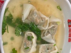 -南城香·饭香串香馄饨香(青年路店)