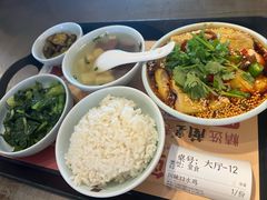 -阿姨食堂