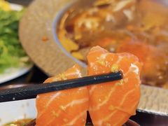 -牛YO寿喜烧·铁板烧和牛火锅自助(市府恒隆店)