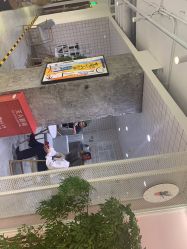 -AYO SALON