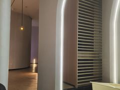 -涨巢·潮玩水疗局