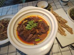 -荆楚渔艺堂·鱼头泡饭(江堤中路店)