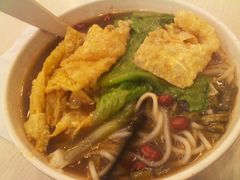 螺蛳粉-家味螺蛳粉&烤鱼(五角场店)