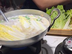 -丁里羊肉小镇(天鹅湖总店)