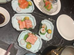 -半岛翡丽海鲜自助餐厅(观风亭店)