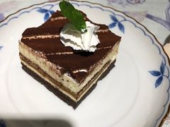 -古董花园(思南路42弄小区店)