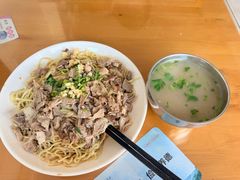-顾芳拆骨面馆(南门大街店)