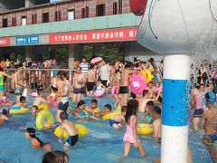 -宝安体育馆游泳馆