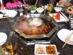 -绵阳森林雨鸭肠王火锅城(丽景花城店)