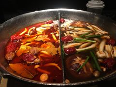 -湊湊火锅·茶憩(新中关购物中心店)