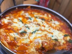 -亲昵春川鸡排(韩国美食街店)