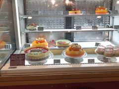 面包甜点陈列柜-哈根达斯(武汉天地店)