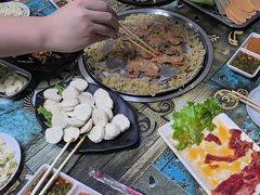 -牛牛牛酸菜煎肉店(望云寺路店)