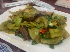 青番茄炒腊肉-老村长土菜馆(湖墅南路店)