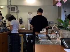 -happy coffee roastery