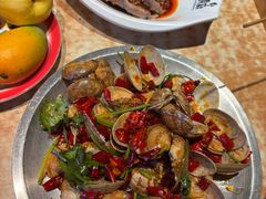 -喝丢一只鞋海鲜烧烤·海肠捞饭(东关街店)
