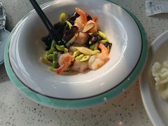 -巧克力渔家.小船海鲜胶东菜(万平口店)