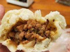 三丁包-老陶包子铺(南大西南村店)