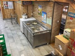 -老东镇啤酒屋海鲜加工·蒸汽海鲜·海鲜烧烤(台东店)