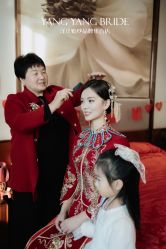 -洋洋婚纱品牌集合店
