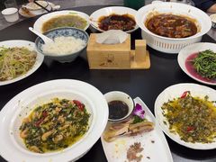 -洛东土菜馆(建国北路店)