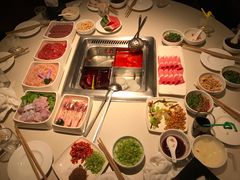 -海底捞火锅鲜切牛肉主题店(长寿路店)