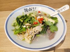 鸭血粉丝汤-漫山洋芋(大悦城店)