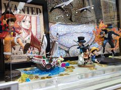 -泡泡玛特POPMART(上海环球港店)