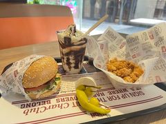 -The Habit Burger Grill 哈比特汉堡(复兴soho店)