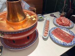 -一只羊·铜锅涮羊肉烧烤