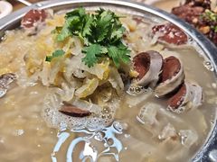 -老码头黑皮肘子锅包肉(赣水路店)