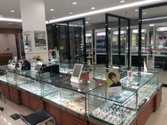 -亨得利眼镜(中山路一店)