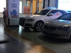 -盒马鲜生(莱蒙都会店)