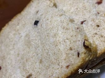 用面包机做哒，高筋面粉200g，全麦粉50g